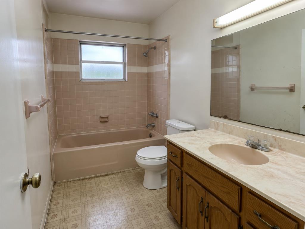 Bathroom Remodel before remodel